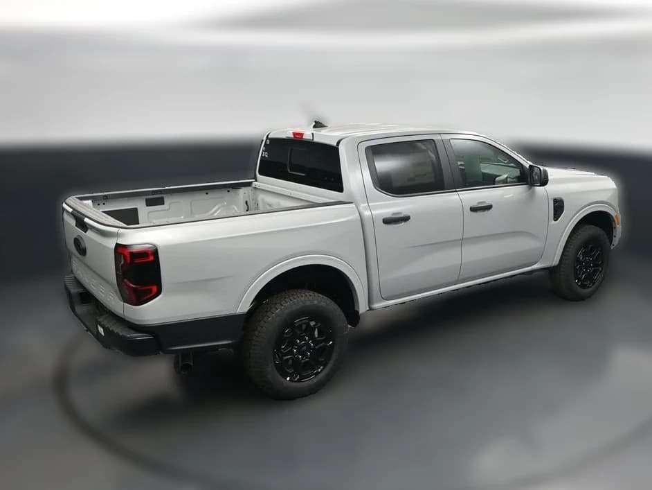 Ford Ranger XLT 2WD SuperCrew 5' Box 2026 — side view