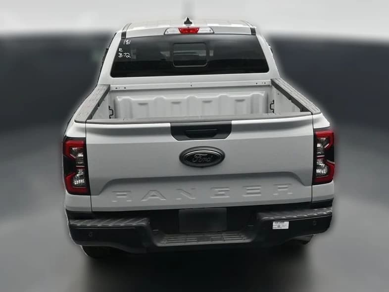 Ford Ranger XLT 2WD SuperCrew 5' Box 2026 — side view