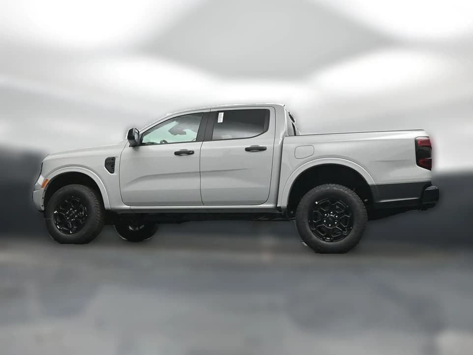 Ford Ranger XLT 2WD SuperCrew 5' Box 2026 — side view