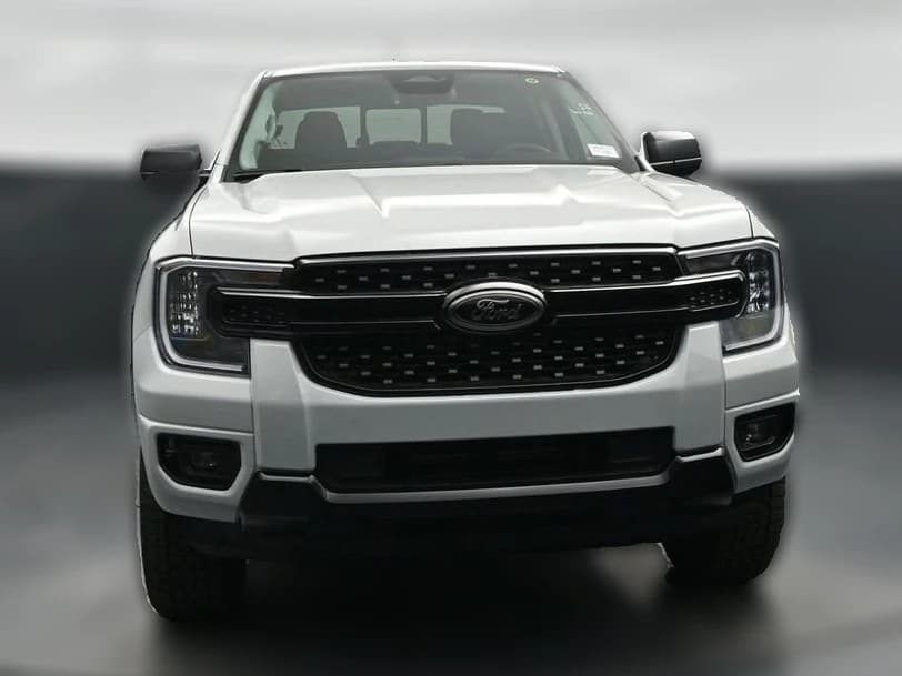 Ford Ranger XLT 2WD SuperCrew 5' Box 2026 — side view