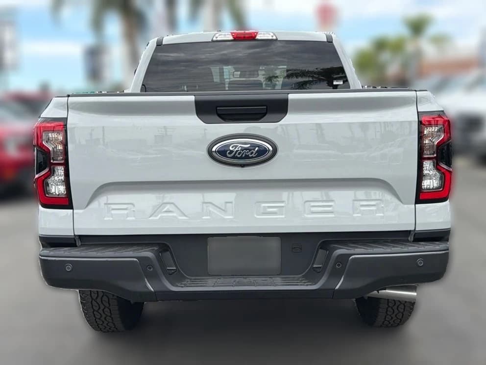 Ford Ranger XLT 2WD SuperCrew 5' Box 2026 — side view
