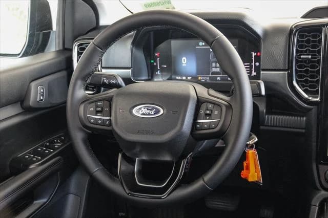 Ford Ranger XLT 2WD SuperCrew 5' Box 2026 — side view