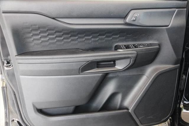 Ford Ranger XLT 2WD SuperCrew 5' Box 2026 — side view
