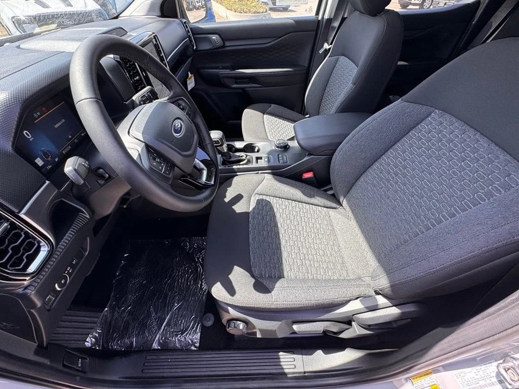 Ford Ranger XLT 4WD SuperCrew 5' Box 2026 — side view