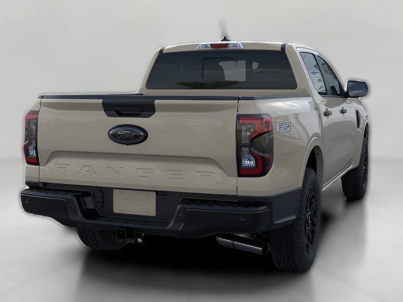 Ford Ranger XLT 4WD SuperCrew 5' Box 2026 — side view