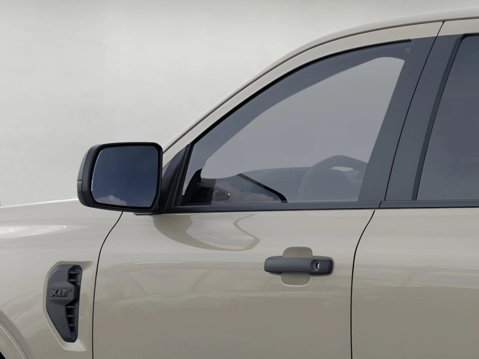 Ford Ranger XLT 4WD SuperCrew 5' Box 2026 — side view