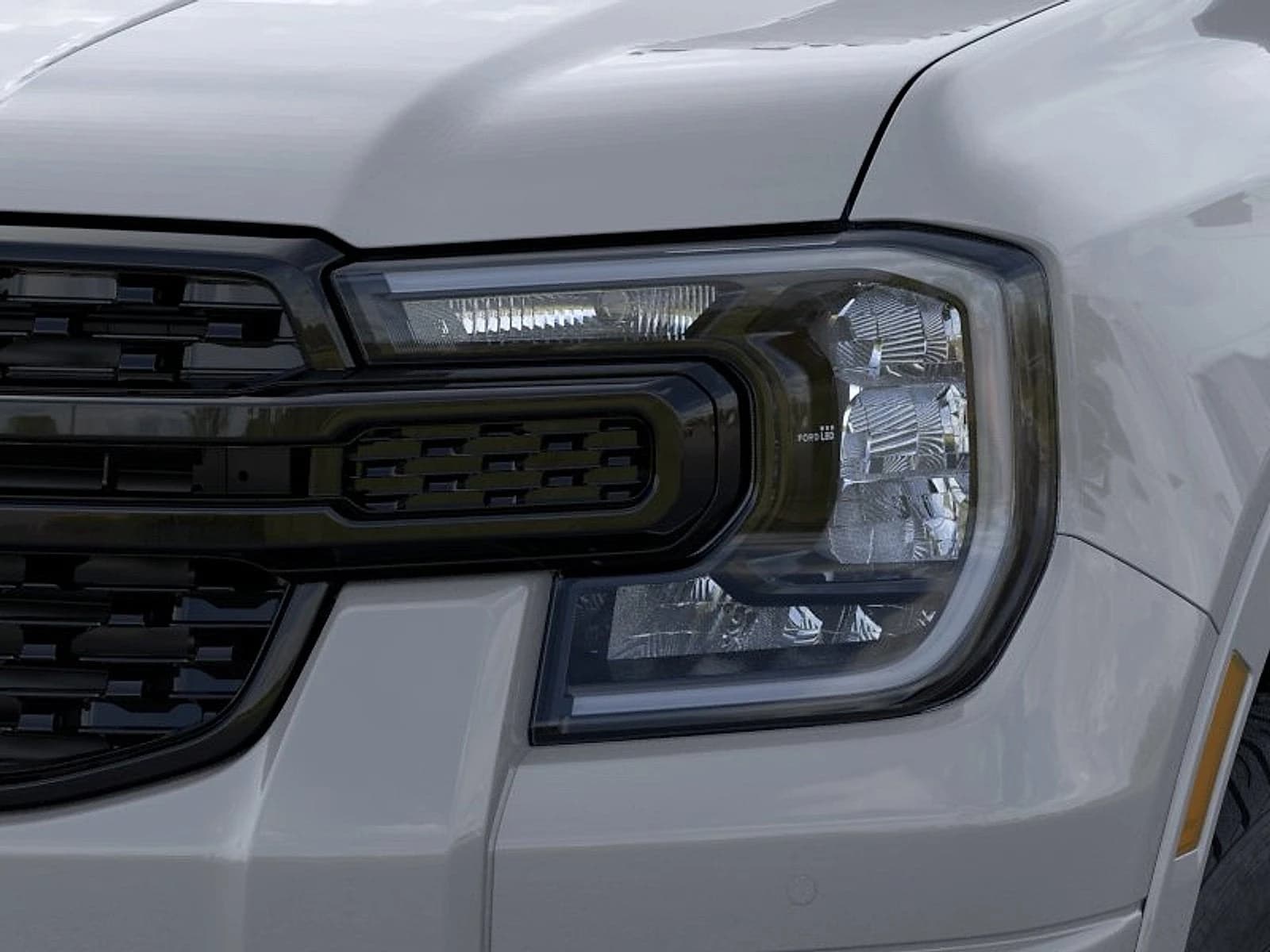 Ford Ranger XLT 4WD SuperCrew 5' Box 2026 — side view
