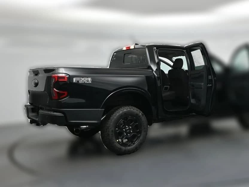 Ford Ranger XLT 4WD SuperCrew 5' Box 2026 — side view