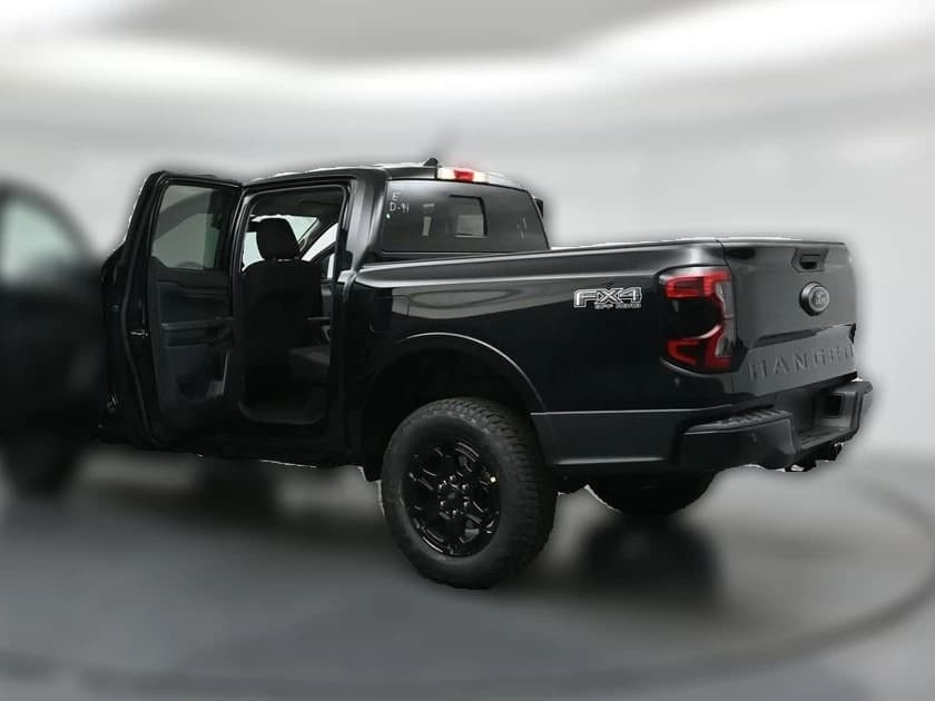 Ford Ranger XLT 4WD SuperCrew 5' Box 2026 — side view