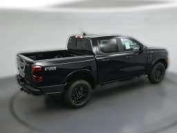 Ford Ranger XLT 4WD SuperCrew 5' Box 2026 — side view