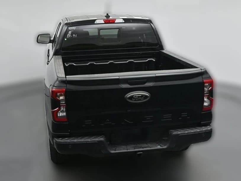 Ford Ranger XLT 4WD SuperCrew 5' Box 2026 — side view