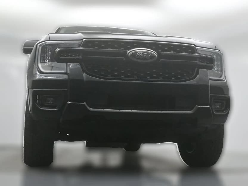 Ford Ranger XLT 4WD SuperCrew 5' Box 2026 — side view