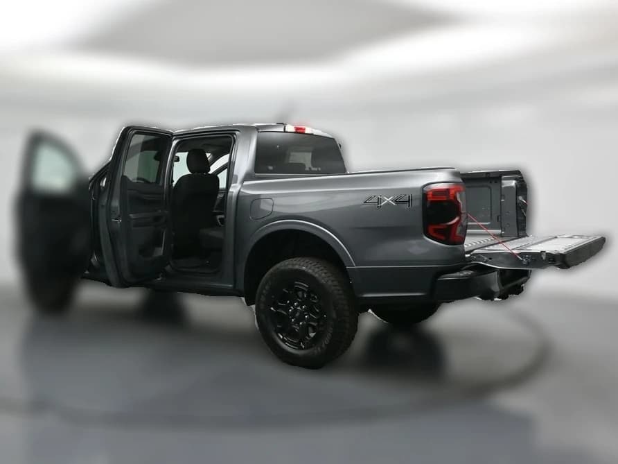 Ford Ranger XLT 4WD SuperCrew 5' Box 2026 — side view
