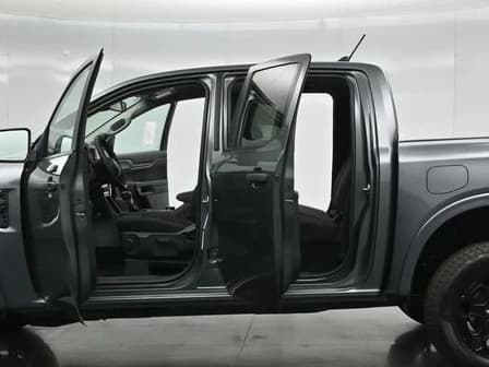 Ford Ranger XLT 4WD SuperCrew 5' Box 2026 — side view