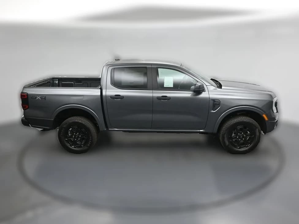 Ford Ranger XLT 4WD SuperCrew 5' Box 2026 — side view