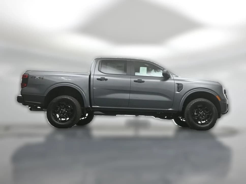 Ford Ranger XLT 4WD SuperCrew 5' Box 2026 — side view