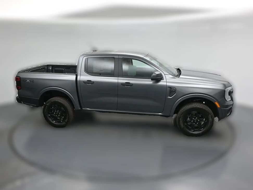 Ford Ranger XLT 4WD SuperCrew 5' Box 2026 — side view