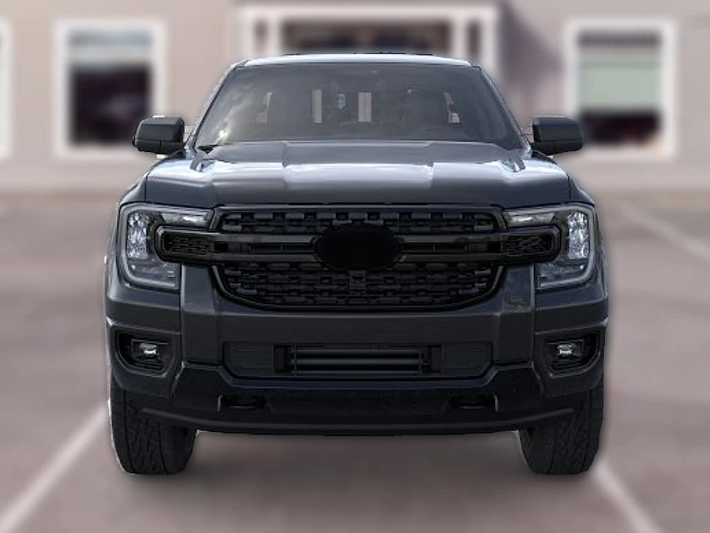 Ford Ranger XLT 4WD SuperCrew 5' Box 2026 — side view