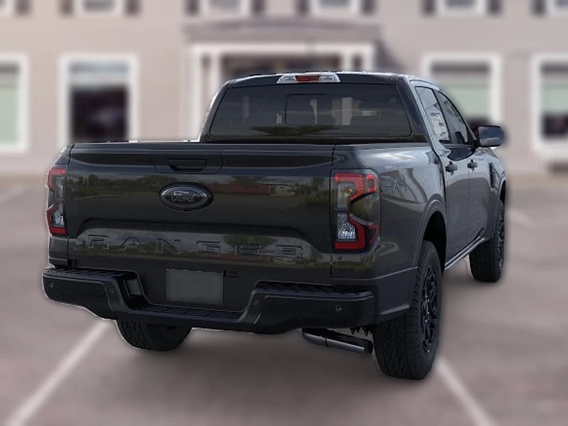 Ford Ranger XLT 4WD SuperCrew 5' Box 2026 — side view