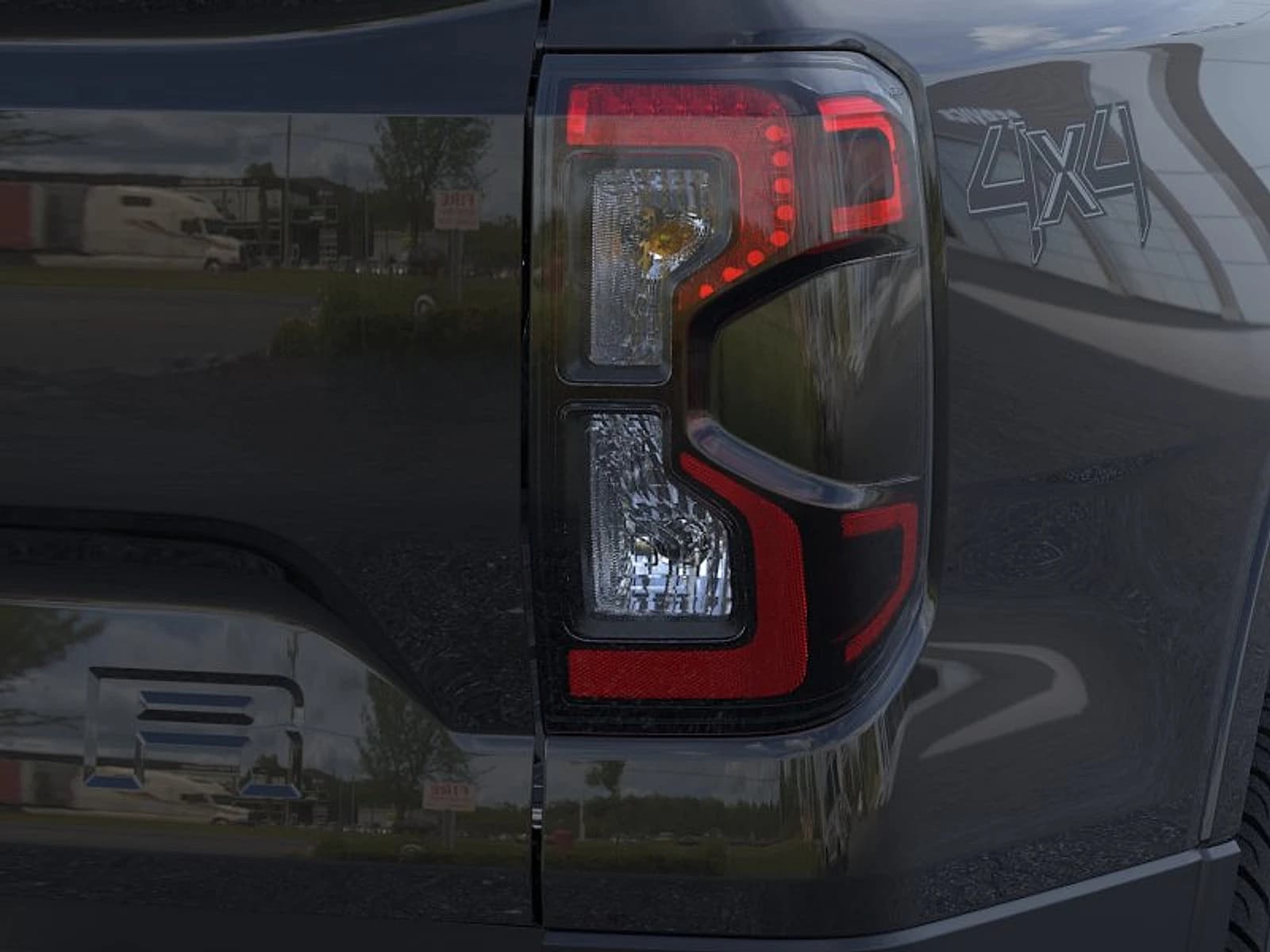 Ford Ranger XLT 4WD SuperCrew 5' Box 2026 — side view