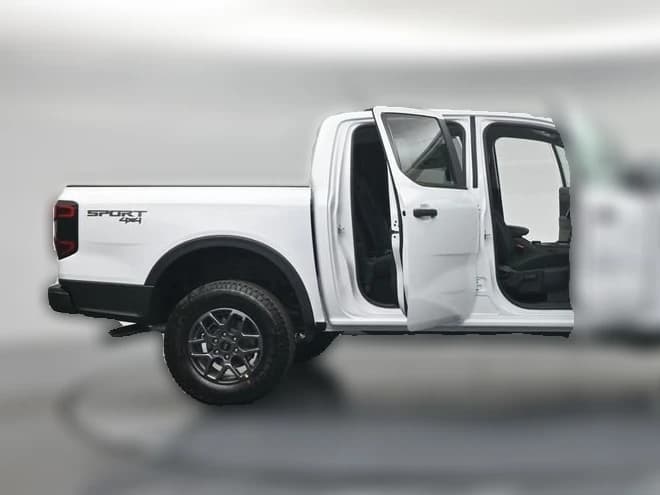 Ford Ranger XLT 4WD SuperCrew 5' Box 2026 — side view