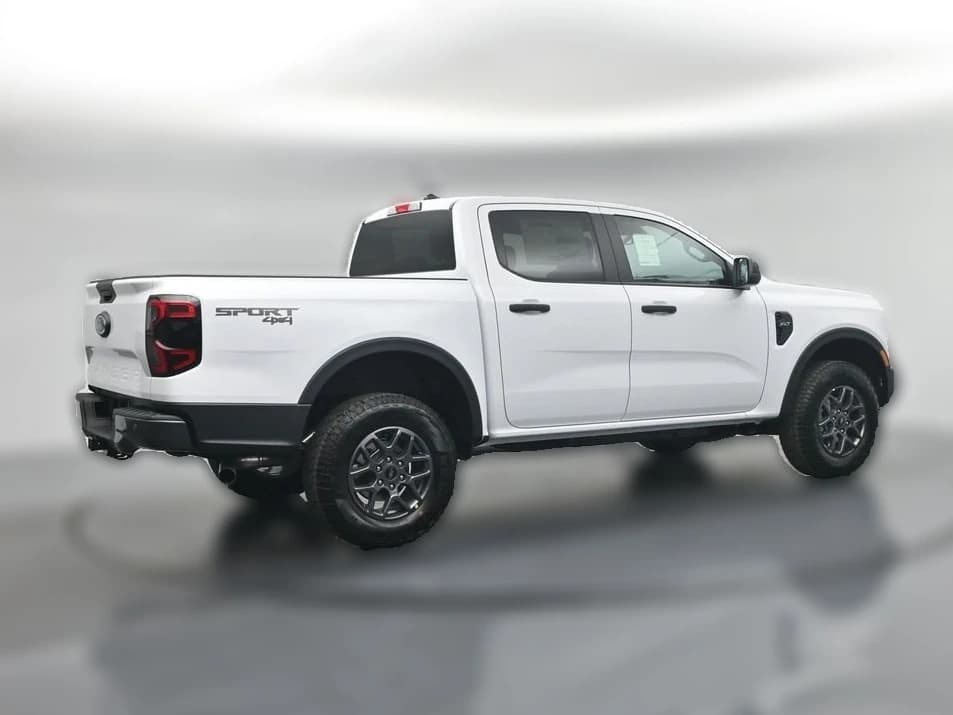Ford Ranger XLT 4WD SuperCrew 5' Box 2026 — side view
