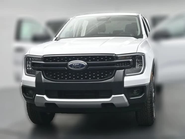 Ford Ranger XLT 4WD SuperCrew 5' Box 2026 — side view