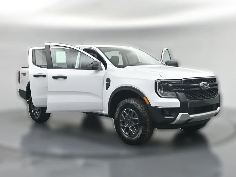 Ford Ranger XLT 4WD SuperCrew 5' Box 2026 — side view