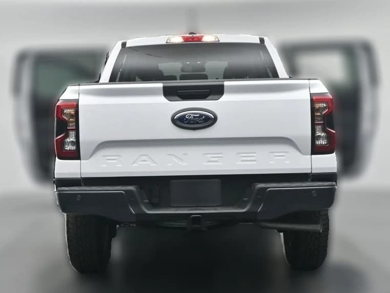 Ford Ranger XLT 4WD SuperCrew 5' Box 2026 — side view