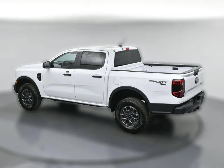 Ford Ranger XLT 4WD SuperCrew 5' Box 2026 — side view