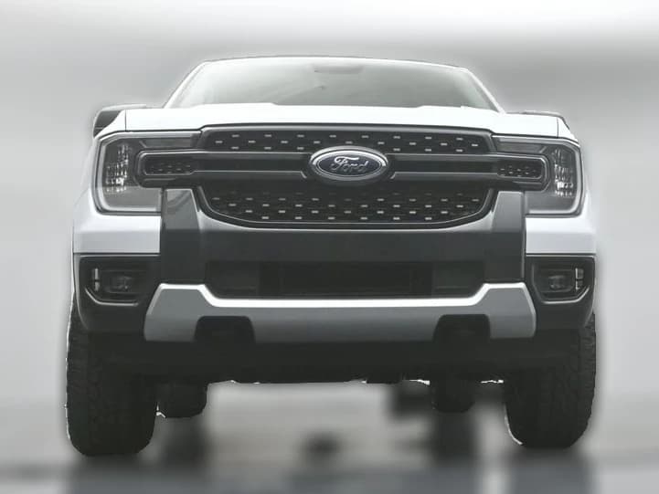 Ford Ranger XLT 4WD SuperCrew 5' Box 2026 — side view