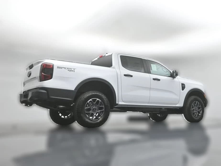 Ford Ranger XLT 4WD SuperCrew 5' Box 2026 — side view