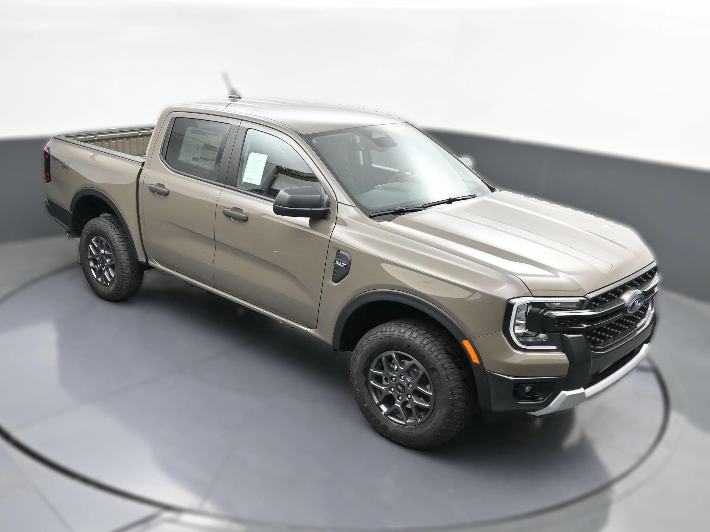 Ford Ranger XLT 4WD SuperCrew 5' Box 2026 — side view
