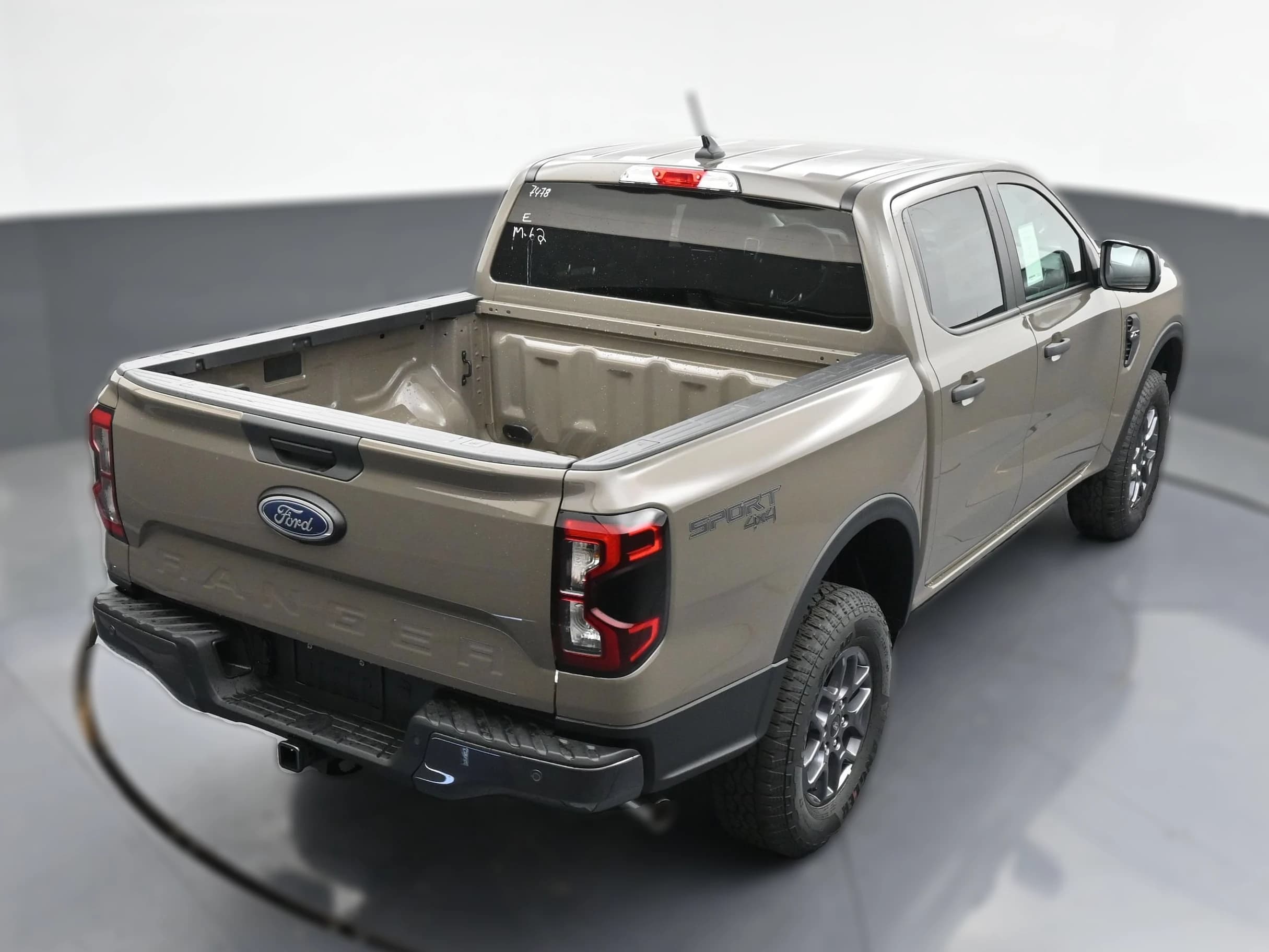 Ford Ranger XLT 4WD SuperCrew 5' Box 2026 — side view