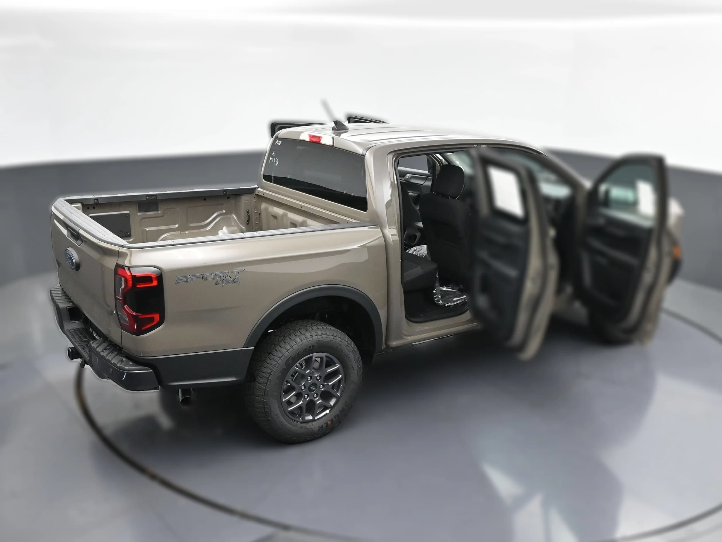 Ford Ranger XLT 4WD SuperCrew 5' Box 2026 — side view