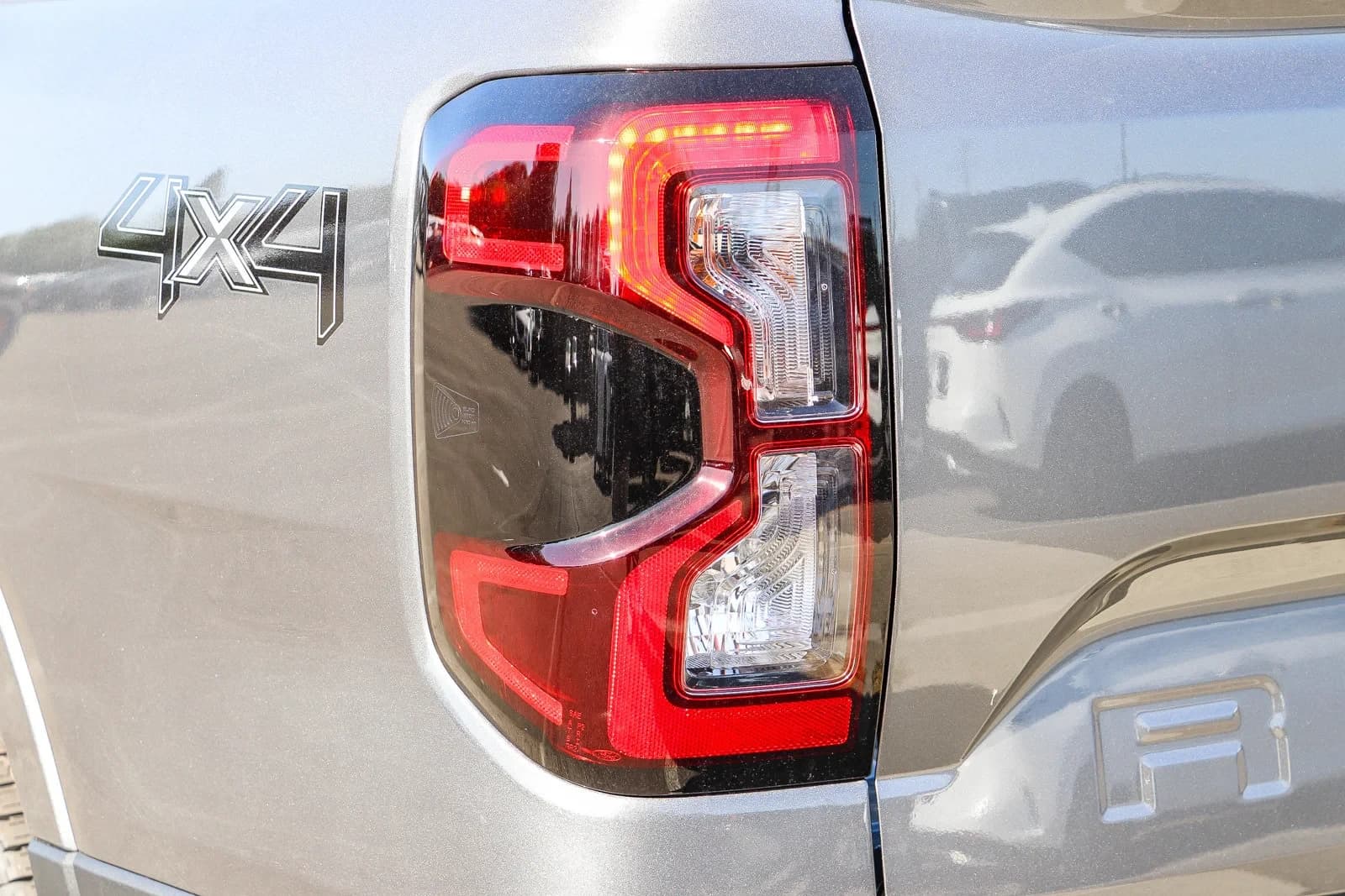 Ford Ranger XLT 4WD SuperCrew 5' Box 2026 — side view