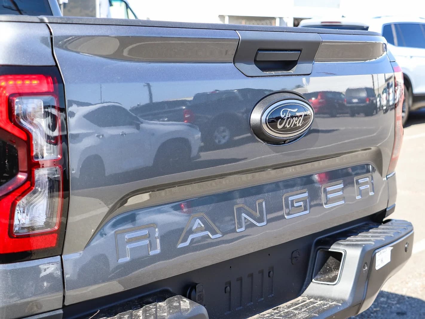 Ford Ranger XLT 4WD SuperCrew 5' Box 2026 — side view