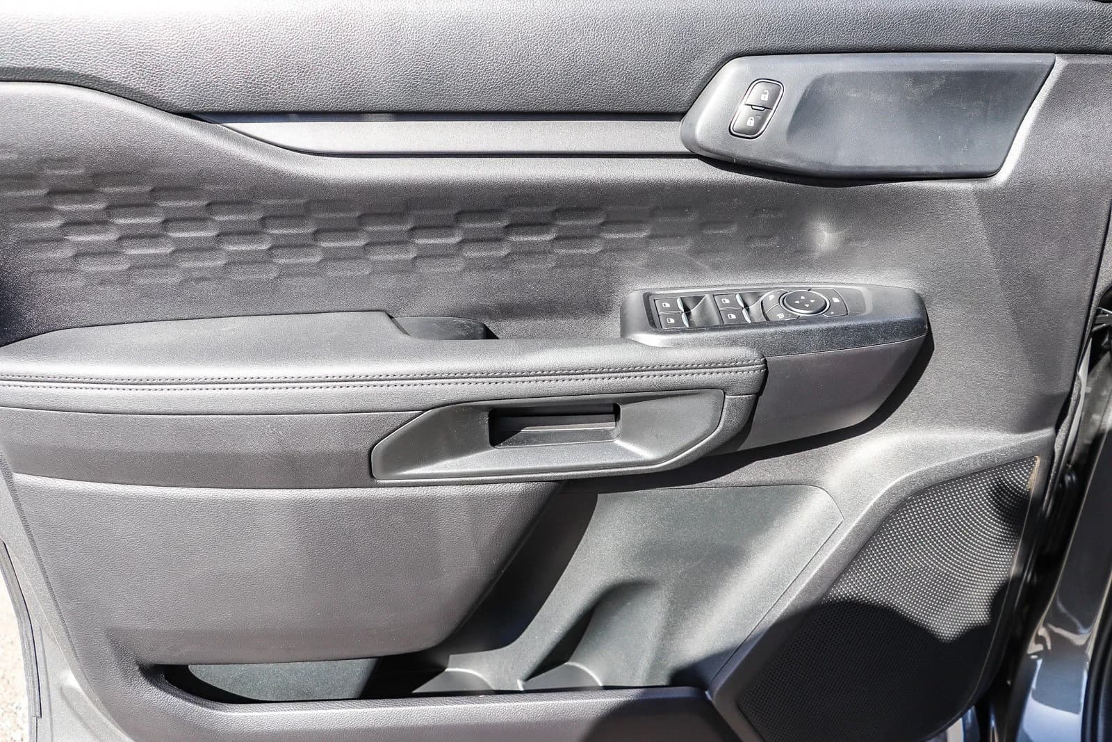 Ford Ranger XLT 4WD SuperCrew 5' Box 2026 — side view