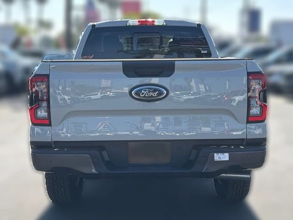 Ford Ranger XLT 4WD SuperCrew 5' Box 2026 — side view
