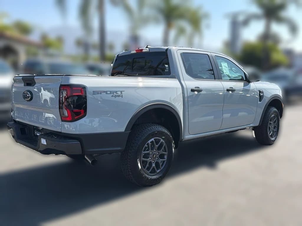 Ford Ranger XLT 4WD SuperCrew 5' Box 2026 — side view