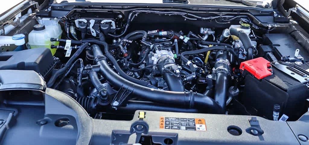 Ford Ranger XLT 4WD SuperCrew 5' Box 2026 — side view