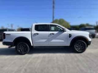 Ford Ranger XLT 4WD SuperCrew 5' Box