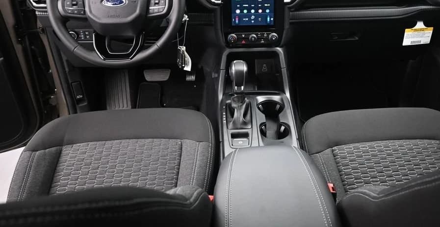Ford Ranger XLT 4WD SuperCrew 5' Box 2026 — side view
