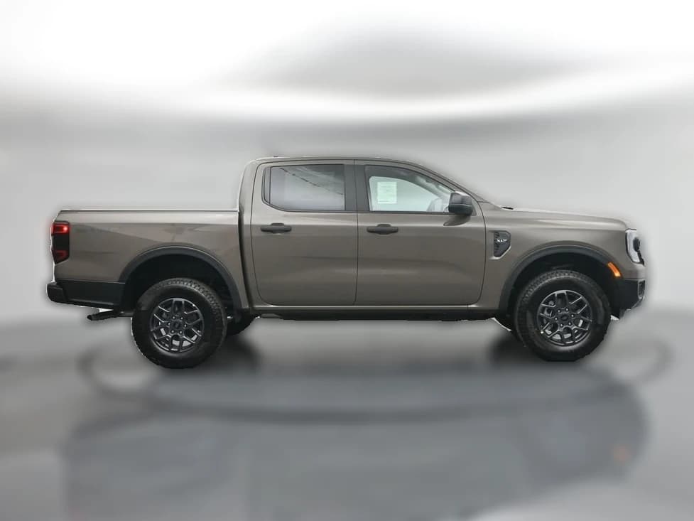 Ford Ranger XLT 4WD SuperCrew 5' Box 2026 — side view