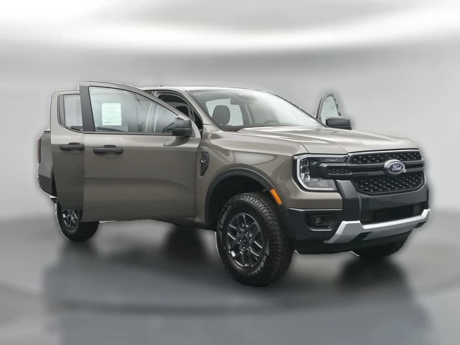 Ford Ranger XLT 4WD SuperCrew 5' Box 2026 — side view