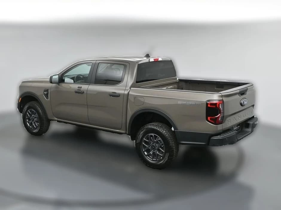 Ford Ranger XLT 4WD SuperCrew 5' Box 2026 — side view