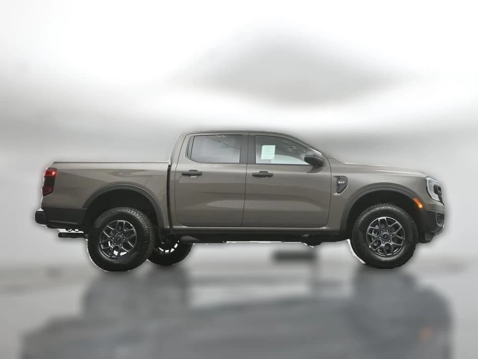 Ford Ranger XLT 4WD SuperCrew 5' Box 2026 — side view