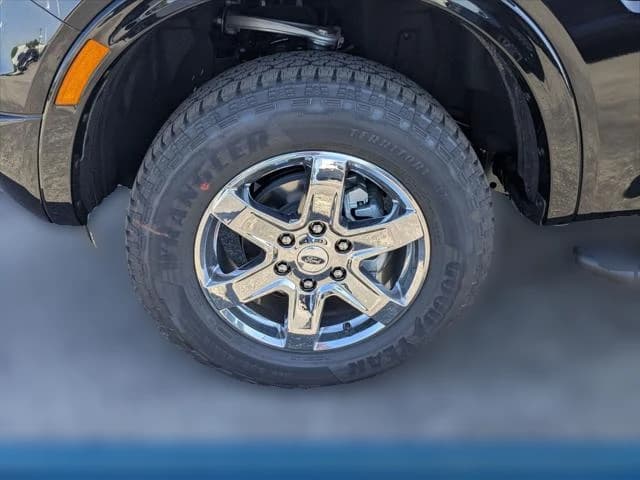 Ford Ranger LARIAT 2WD SuperCrew 5' Box 2025 — side view