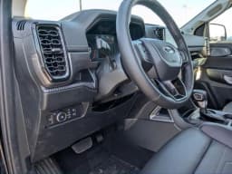 Ford Ranger LARIAT 2WD SuperCrew 5' Box 2025 — side view
