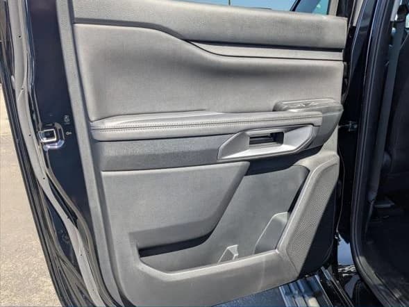 Ford Ranger LARIAT 2WD SuperCrew 5' Box 2025 — side view